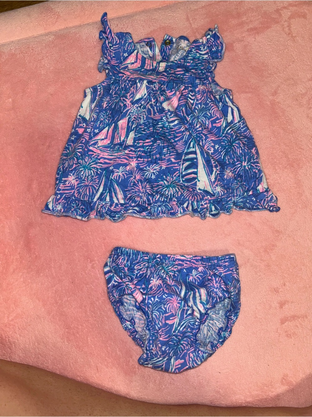 Lilly Pulitzer baby Boca Blue it’s a Salibration. Sz 3-6 months. Tank & Bloomers